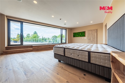 Prodej rodinného domu, 895 m² - 10
