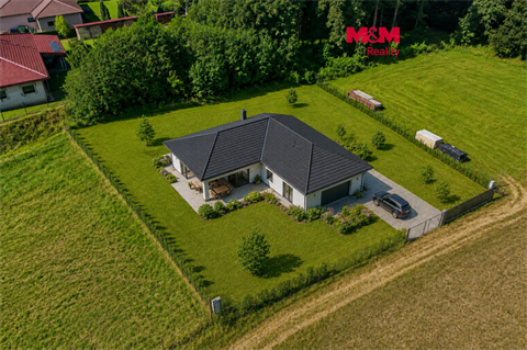 Prodej stavebního pozemku, 1 014 m² 0
