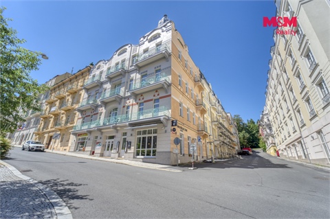 Pronájem obchodních prostor, 108 m² - 0