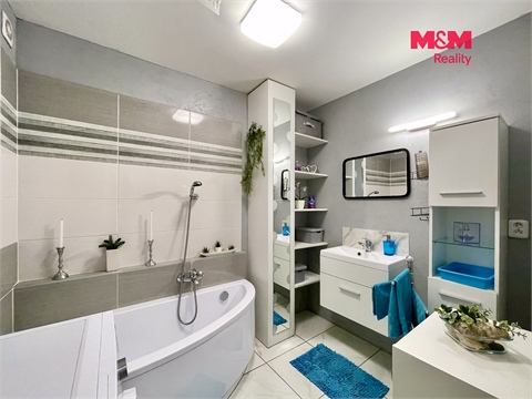 Prodej bytu 2+1, 60 m² - 18