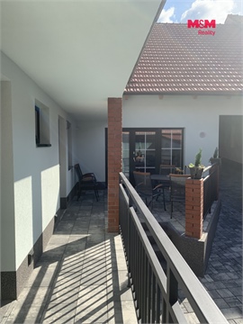Prodej rodinného domu, 350 m² 6