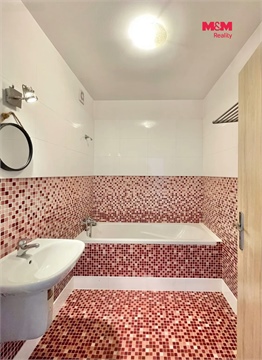 Pronájem bytu 3kk, 77 m² - 6