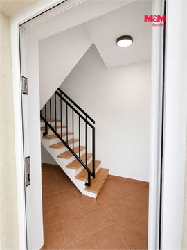 Pronájem bytu 3kk, 77 m² - 10