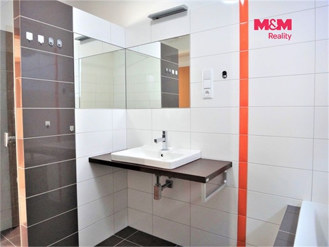 Pronájem bytu 4kk, 127 m² 16