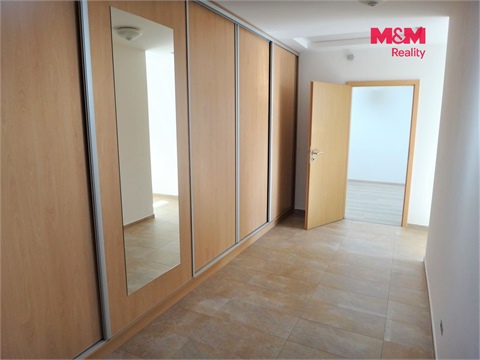 Pronájem bytu 4kk, 127 m² - 20
