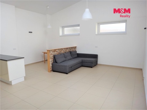 Pronájem bytu 4kk, 127 m² 4