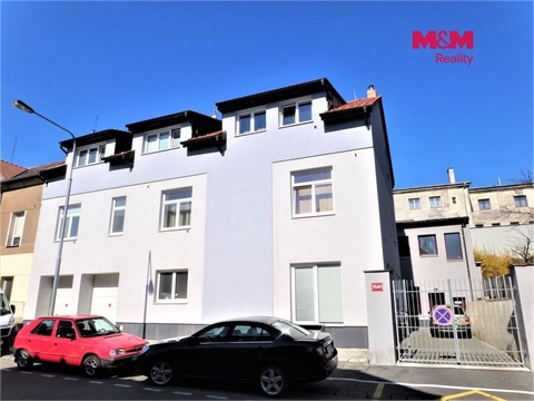 Pronájem bytu 4kk, 127 m² - 2