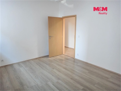 Pronájem bytu 4kk, 127 m² - 10