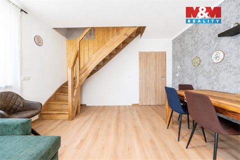 Prodej rodinného domu, 82 m² - 8