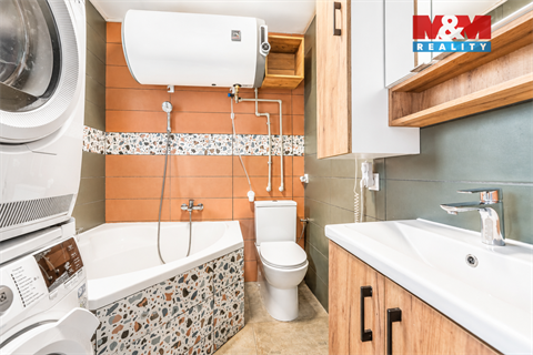 Prodej rodinného domu, 82 m² 8