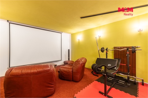 Prodej rodinného domu, 262 m² 14
