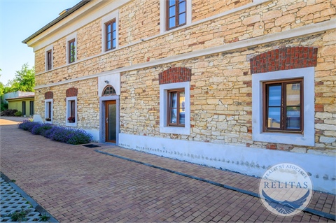 Pronájem bytu 2kk, 53 m² - 26