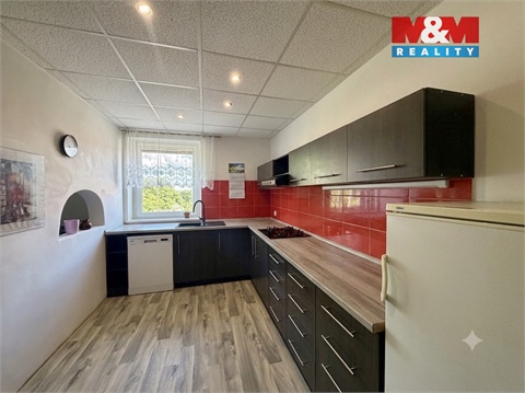 Prodej rodinného domu, 306 m² 10
