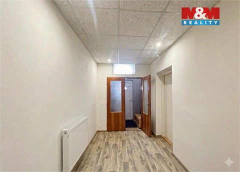 Prodej rodinného domu, 306 m² - 4