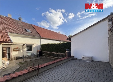 Prodej rodinného domu, 306 m² - 10