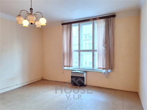 Prodej bytu 1+1, 55 m² 10