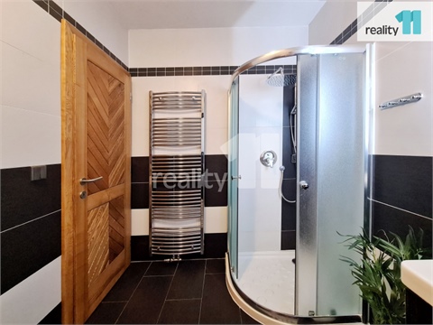 Prodej rodinného domu, 183 m² - 10