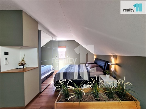 Prodej rodinného domu, 183 m² - 20