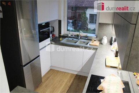 Prodej rodinného domu, 93 m² 14