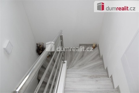 Prodej rodinného domu, 93 m² - 24