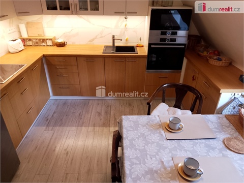 Prodej bytu 3+1, 87 m² 8