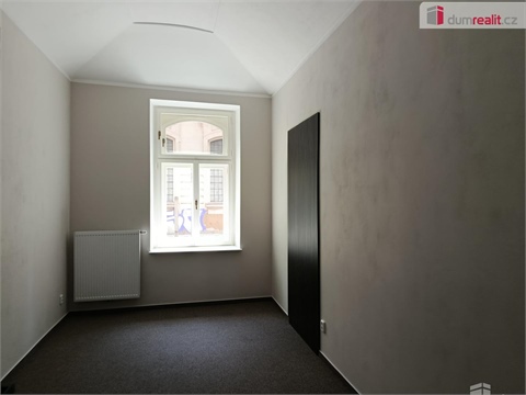 Pronájem bytu 1+1, 36 m² - 8
