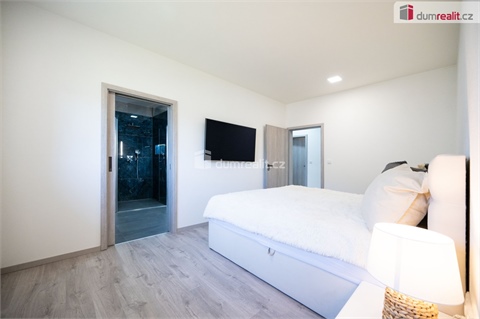 Prodej rodinného domu, 144 m² 14