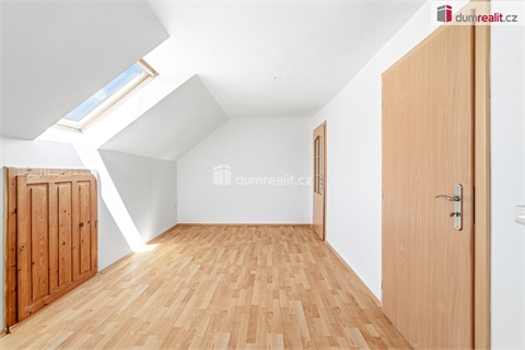 Prodej rodinného domu, 220 m² 20