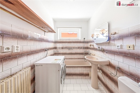 Prodej rodinného domu, 220 m² 6
