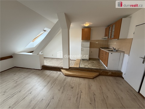Pronájem bytu 2kk, 60 m² - 0
