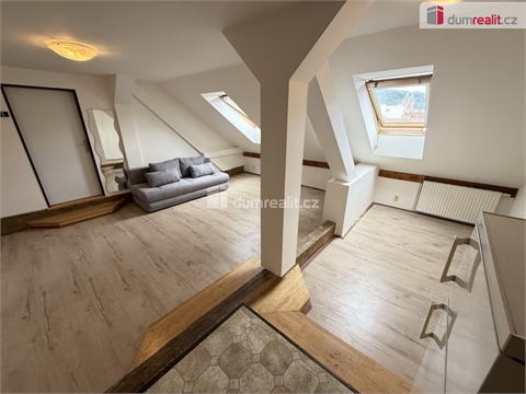 Pronájem bytu 2kk, 60 m² 0