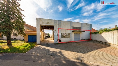 Pronájem skladu / haly, 97 m² - 2
