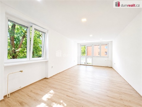 Pronájem bytu 2+1, 75 m² - 4