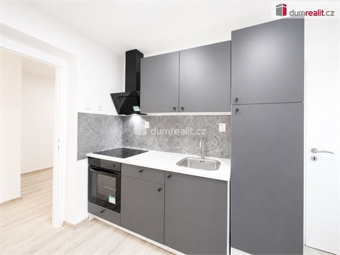 Pronájem bytu 2+1, 75 m² 0