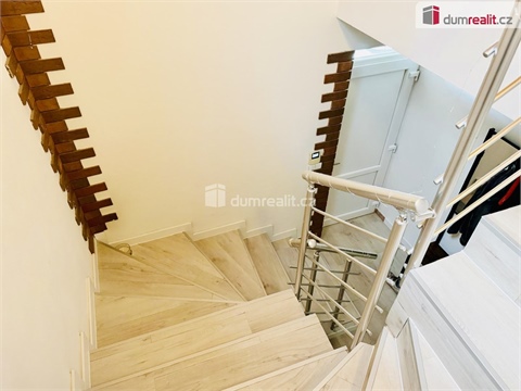 Prodej rodinného domu, 120 m² 10