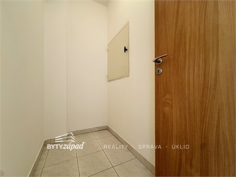 Pronájem bytu 2kk, 58 m² - 8