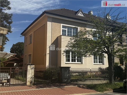 Pronájem kanceláře, 290 m² 0
