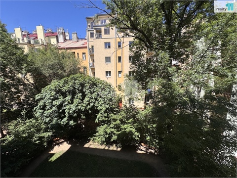 Pronájem bytu 3kk, 83 m² 10