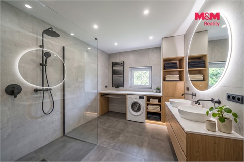 Prodej rodinného domu, 190 m² - 10