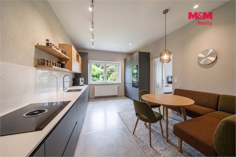 Prodej rodinného domu, 190 m² 12