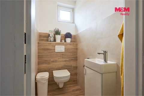 Prodej rodinného domu, 260 m² - 16