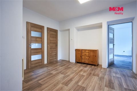 Prodej rodinného domu, 260 m² - 4