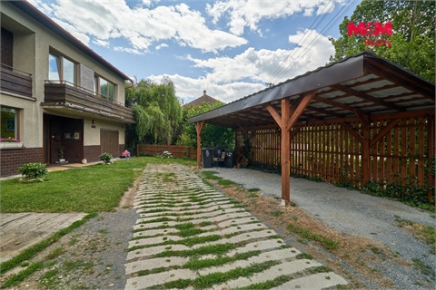 Prodej rodinného domu, 260 m² - 28