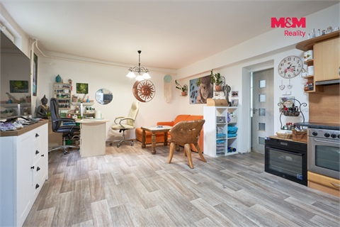Prodej rodinného domu, 260 m² - 12