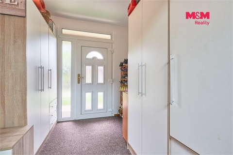Prodej rodinného domu, 260 m² - 14