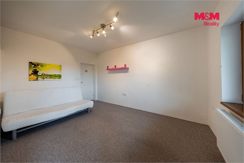 Prodej rodinného domu, 250 m² - 10