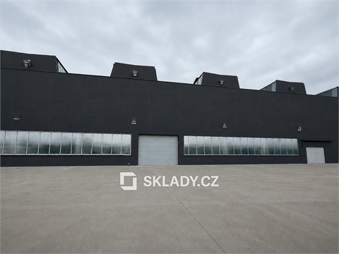 Pronájem skladu / haly, 2 000 m² 0
