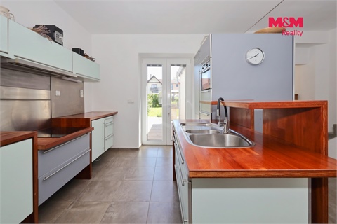 Prodej rodinného domu, 115 m² 2