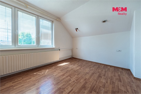 Prodej bytu 3+1, 63 m² - 2