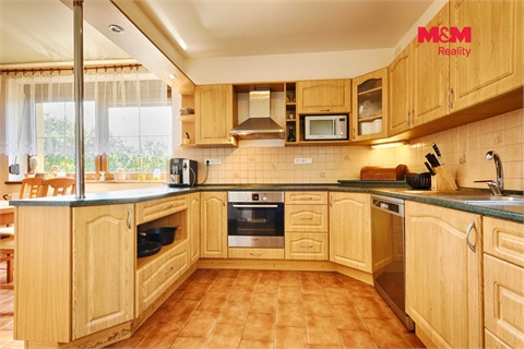 Prodej rodinného domu, 202 m² 6